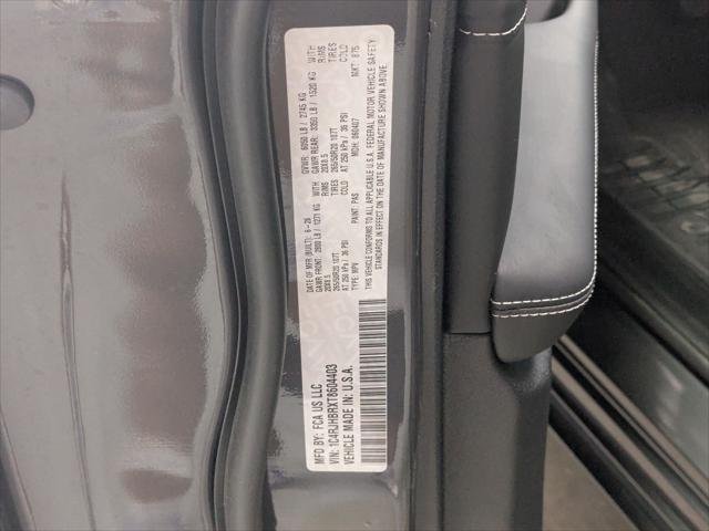 New 2026 Baltic Gray Metallic Clear-Coat Exterior Paint Jeep Limited image 18