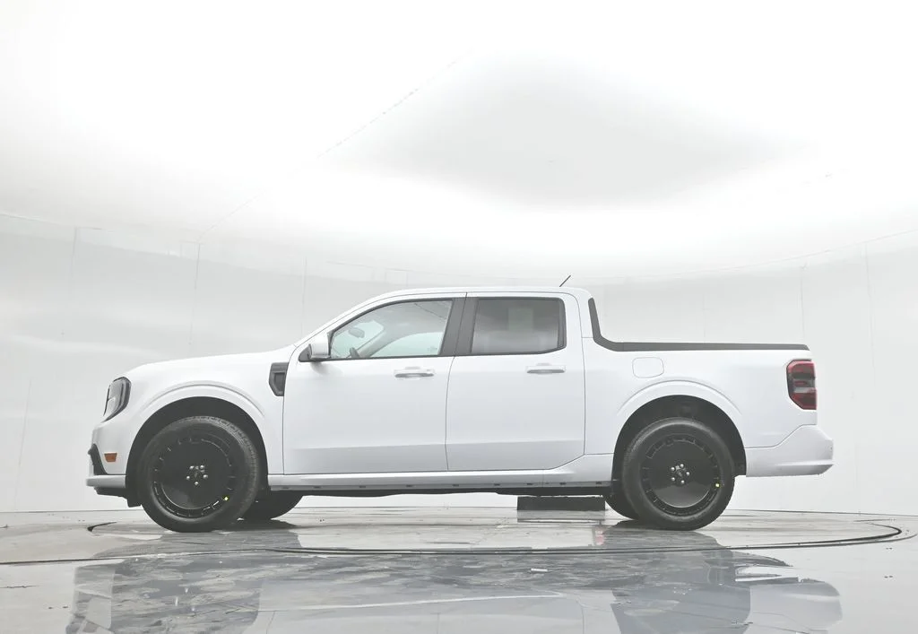 New 2025 White Ford Lobo Standard image 34