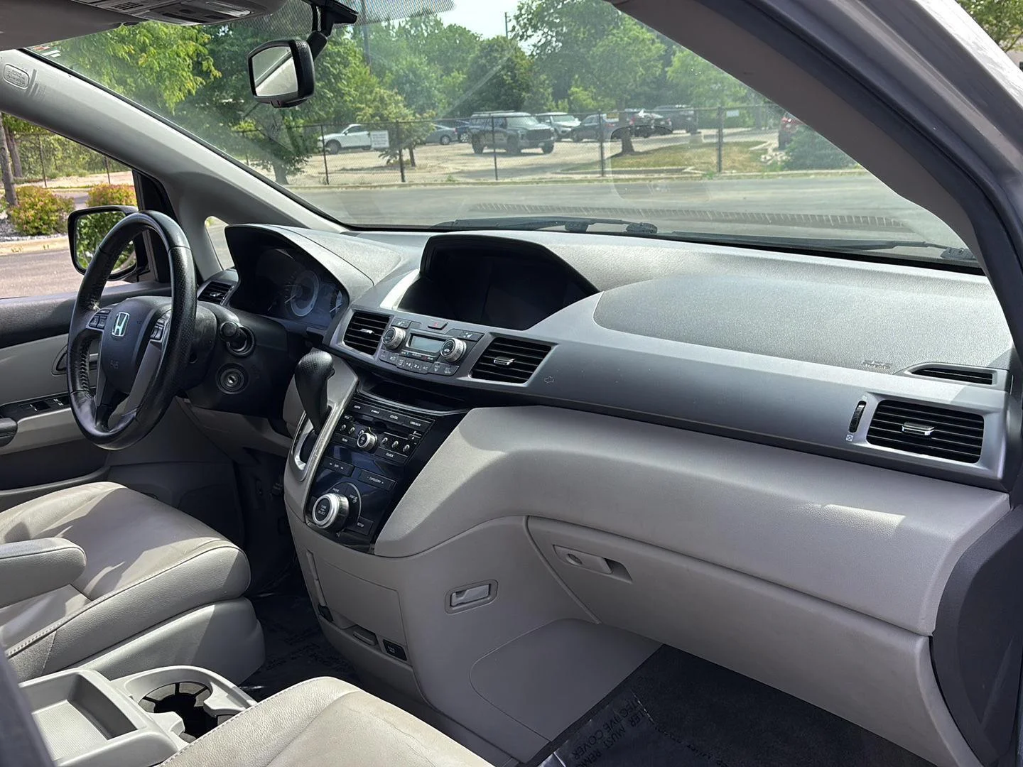 Used 2013 Alabaster Silver Metallic Honda EX-L image 14