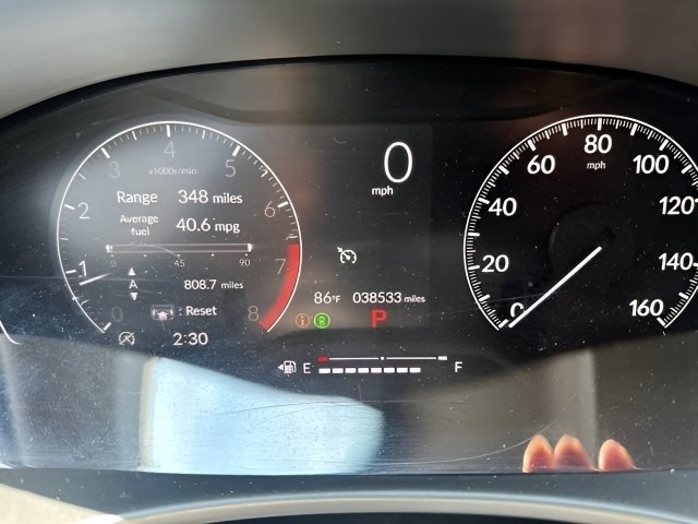 Used 2025 Meteorite Gray Metallic Honda LX image 15
