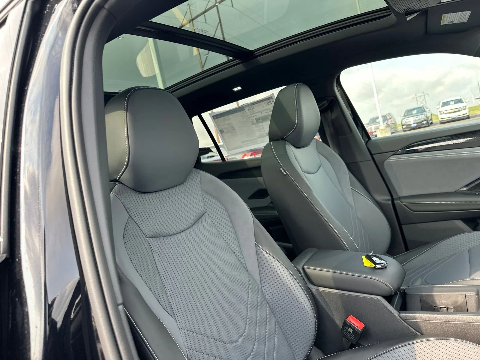 New 2026 Black Volkswagen 2.0T SE R-Line Black image 36