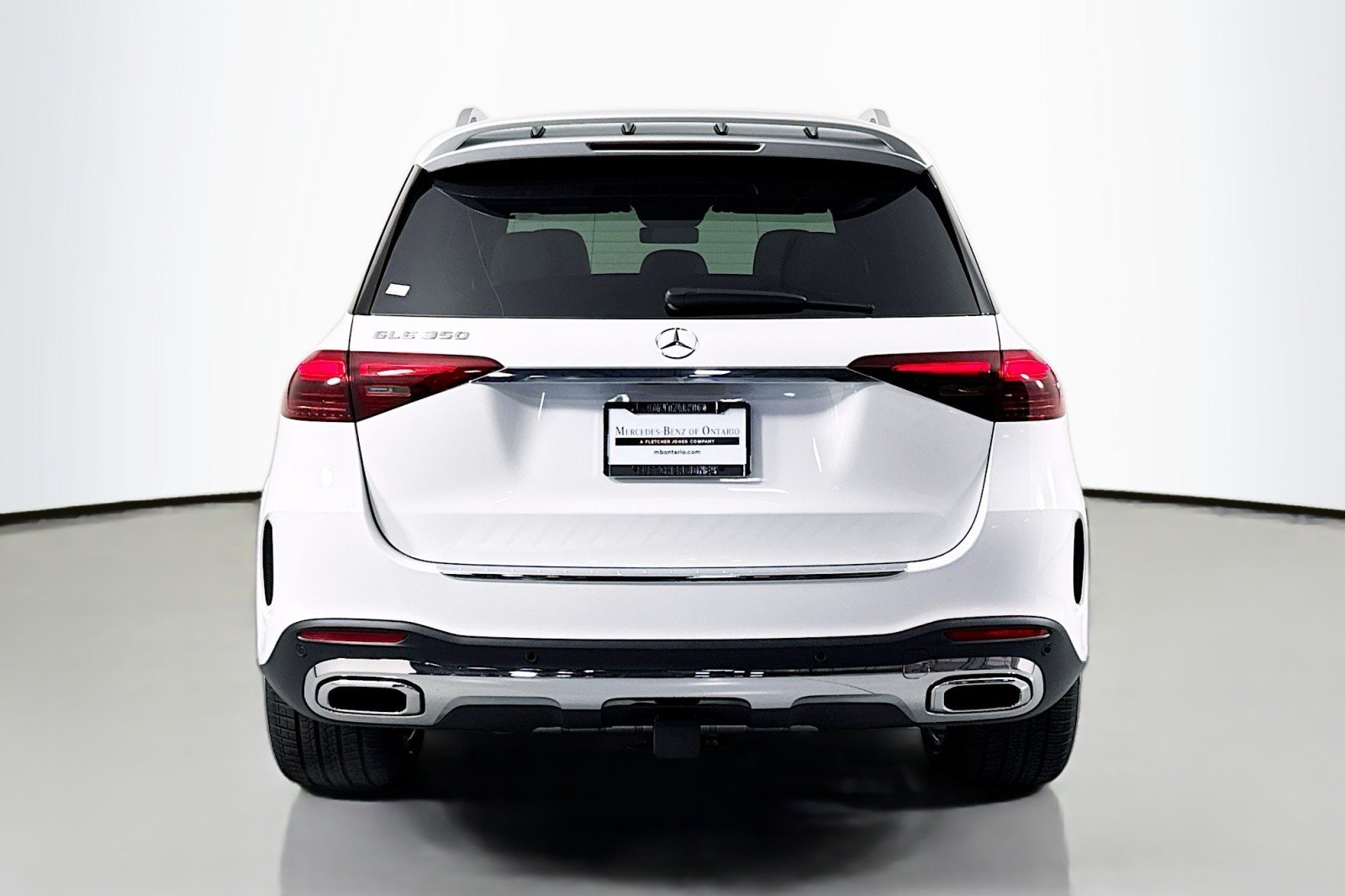 New 2026 MANUFAKTUR Moonlight White Metallic Mercedes-Benz GLE 350 SUV image 3