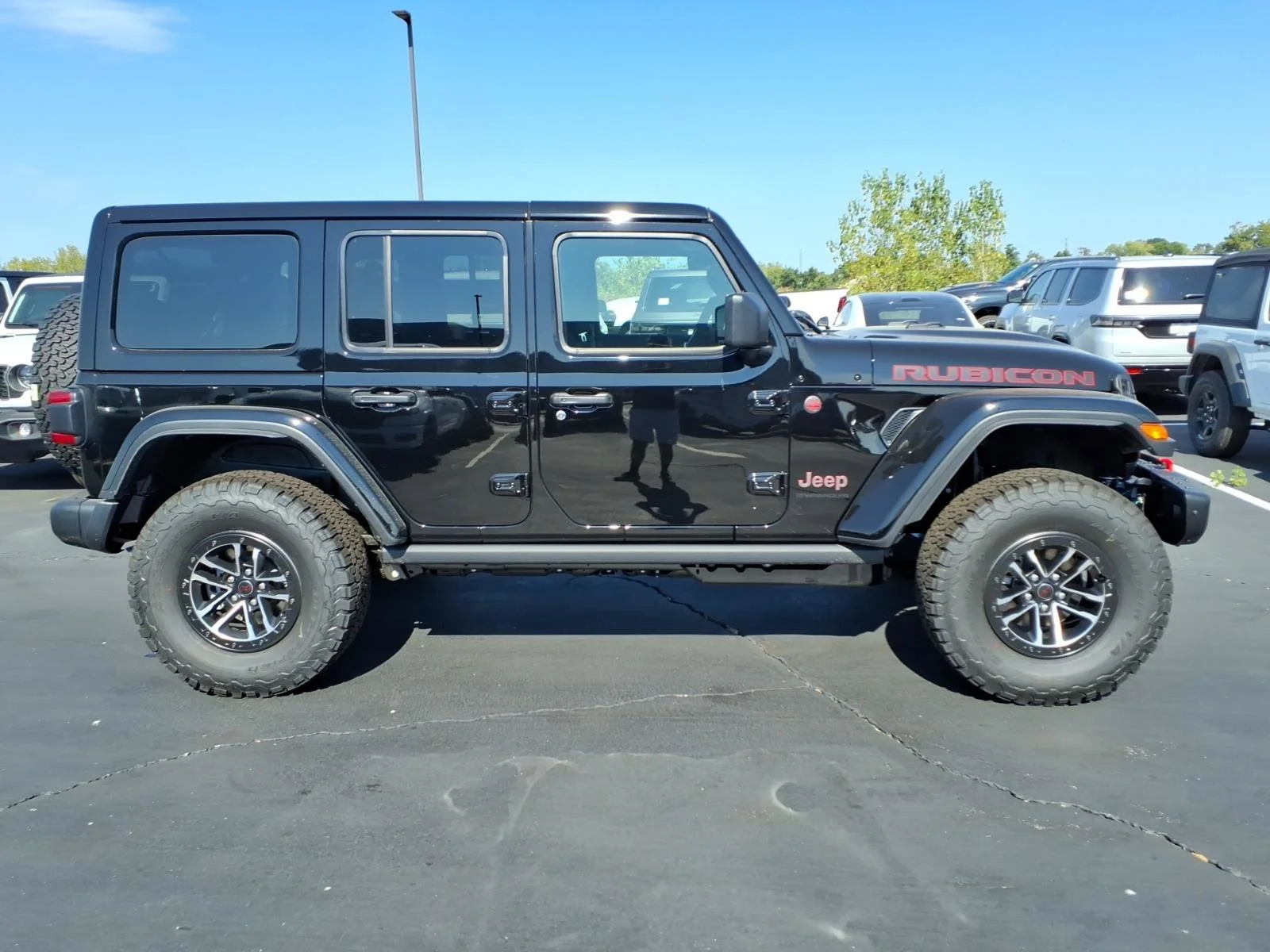 New 2026 Black Clear-Coat Exterior Paint Jeep Rubicon X image 16