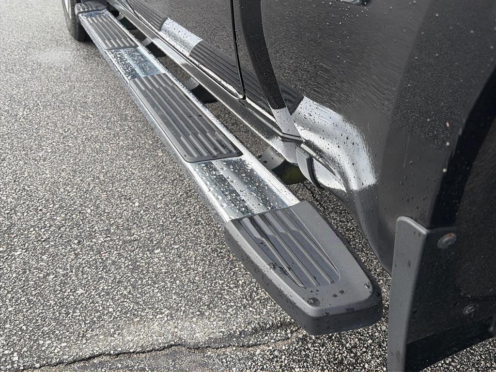 Certified Used 2020 BLACK Chevrolet High Country image 29