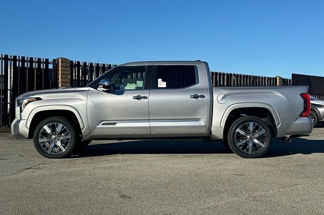 New 2024 Celestial Silver Metallic TOYOTA CAPSTONE image 7