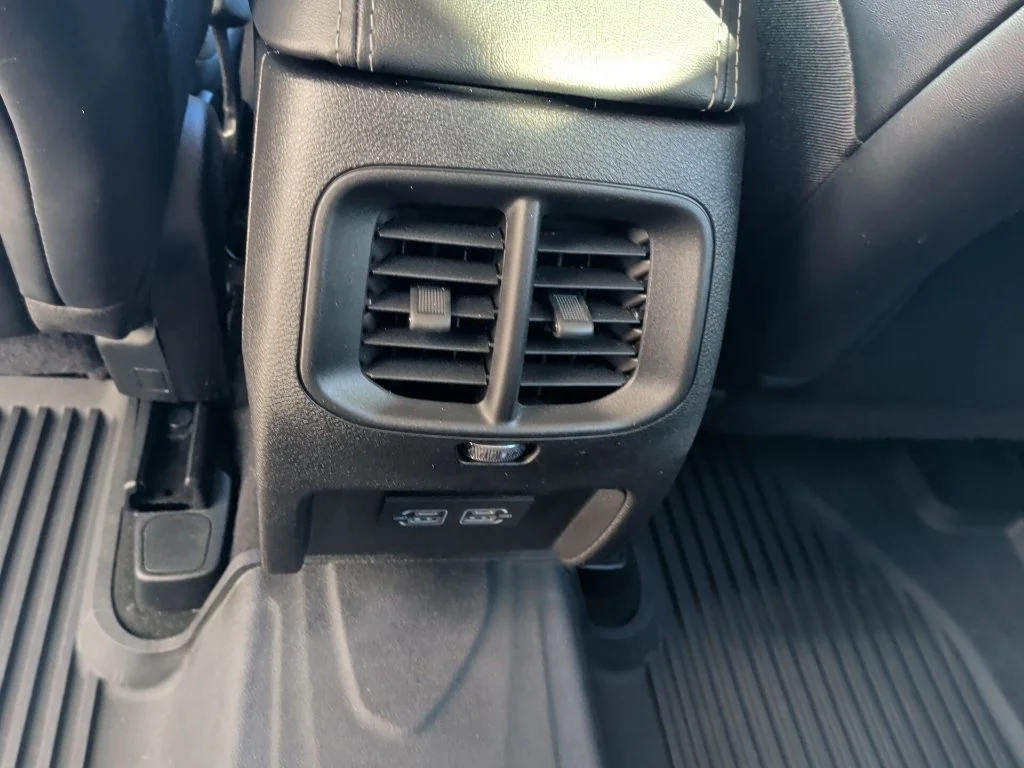 2021 Jeep Cherokee Latitude Lux - Photo 12