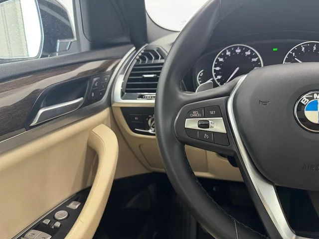Used 2020 Jet Black BMW xDrive30i image 24