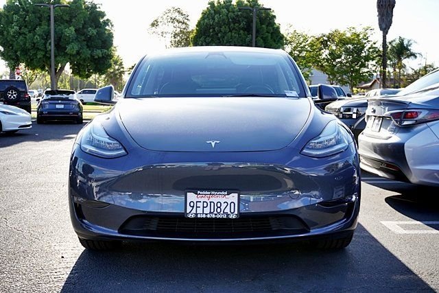 Used 2023  Tesla Long Range image 4