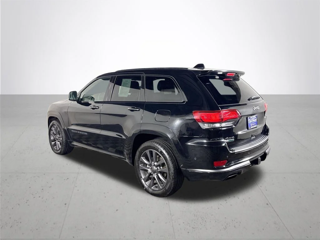 Used 2018 Black Jeep Overland image 8