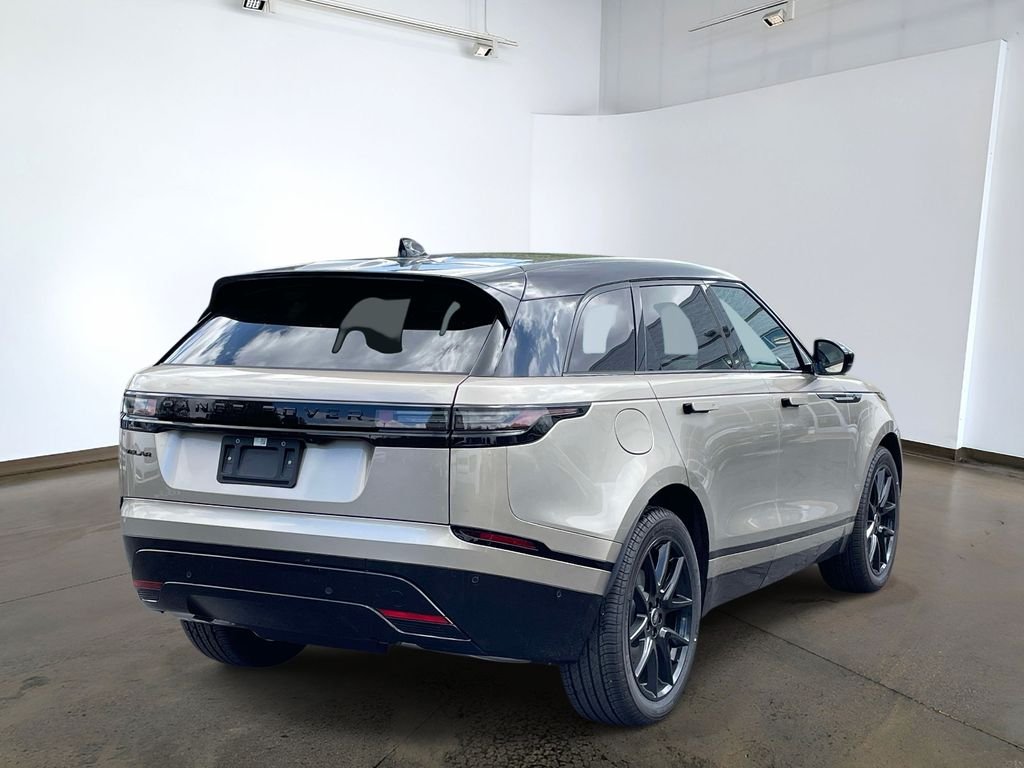 New 2026 Batumi Gold Land Rover Dynamic SE image 4