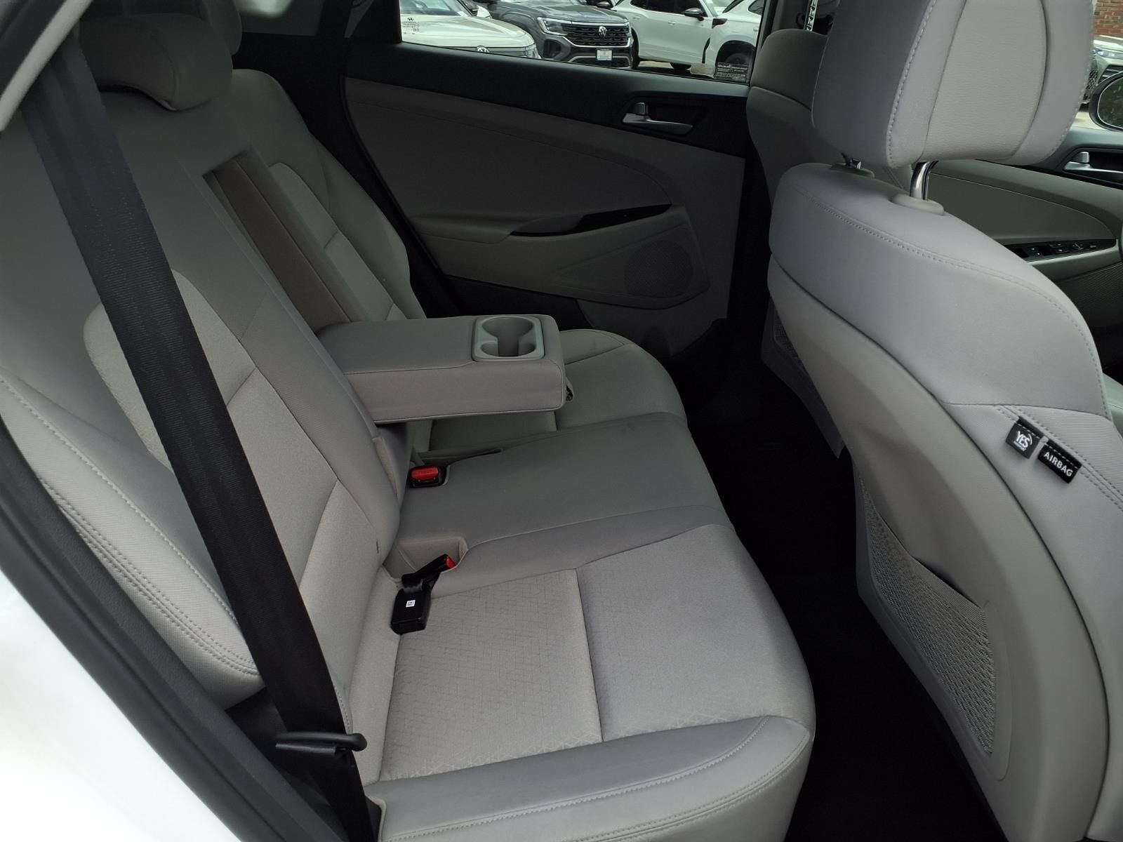 Used 2017 White Hyundai Sport image 20