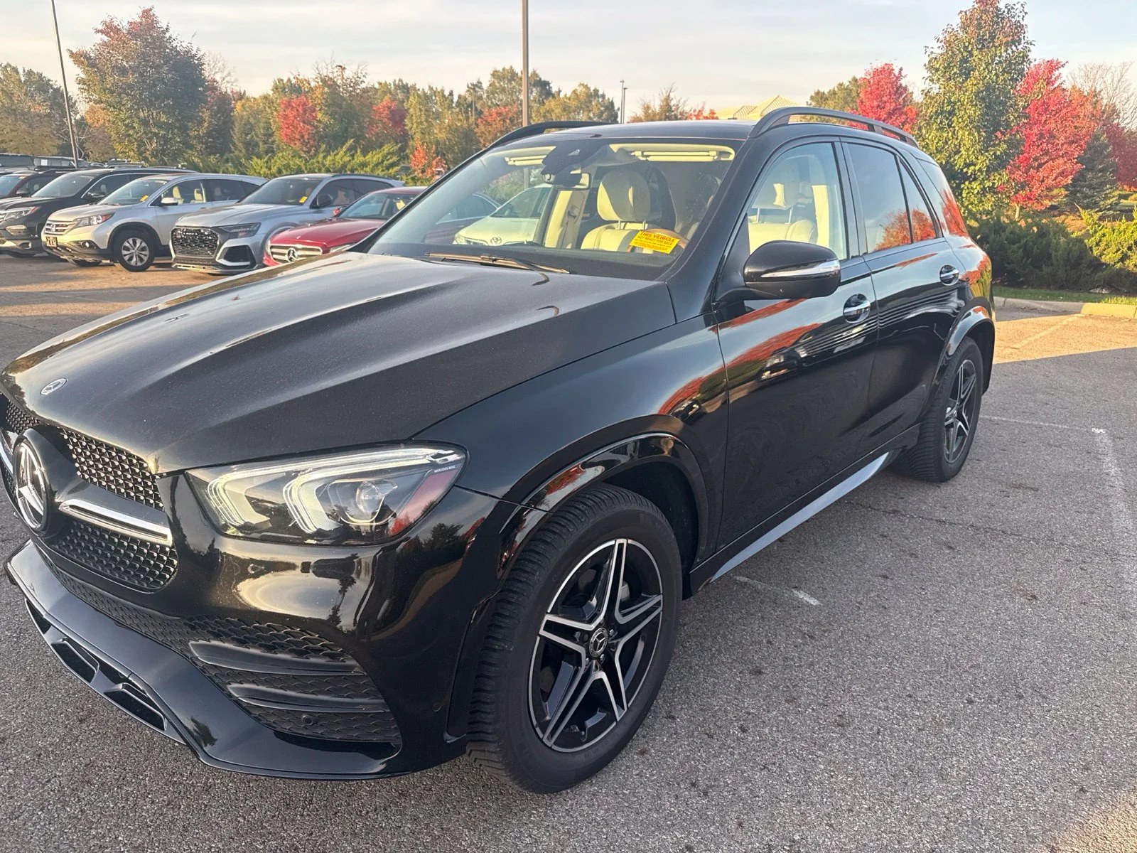 Used 2022  Mercedes-Benz  image 1