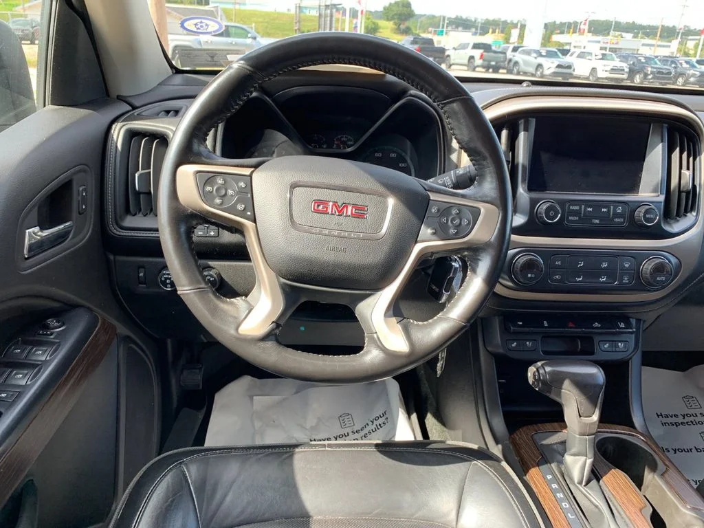 Used 2017 Gray GMC Denali image 17