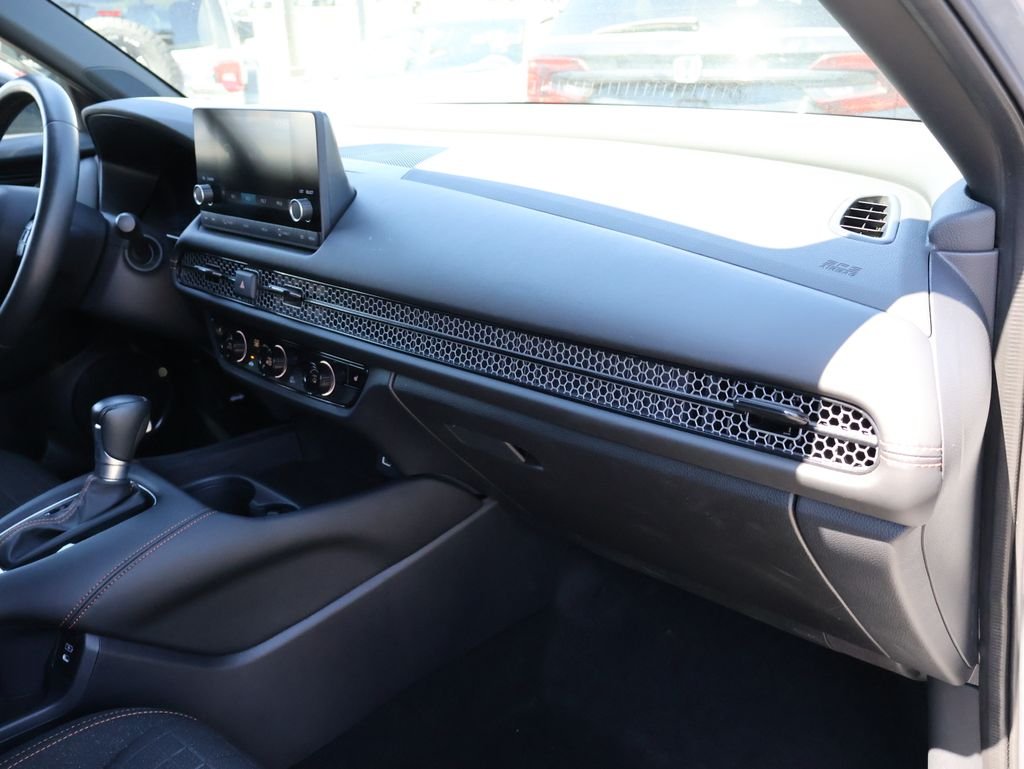 Used 2024  Honda Sport image 9