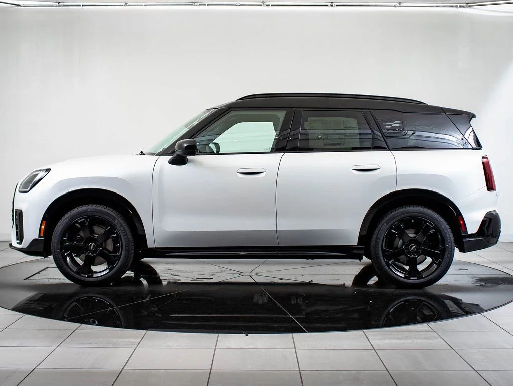2026 MINI Countryman S - Photo 11