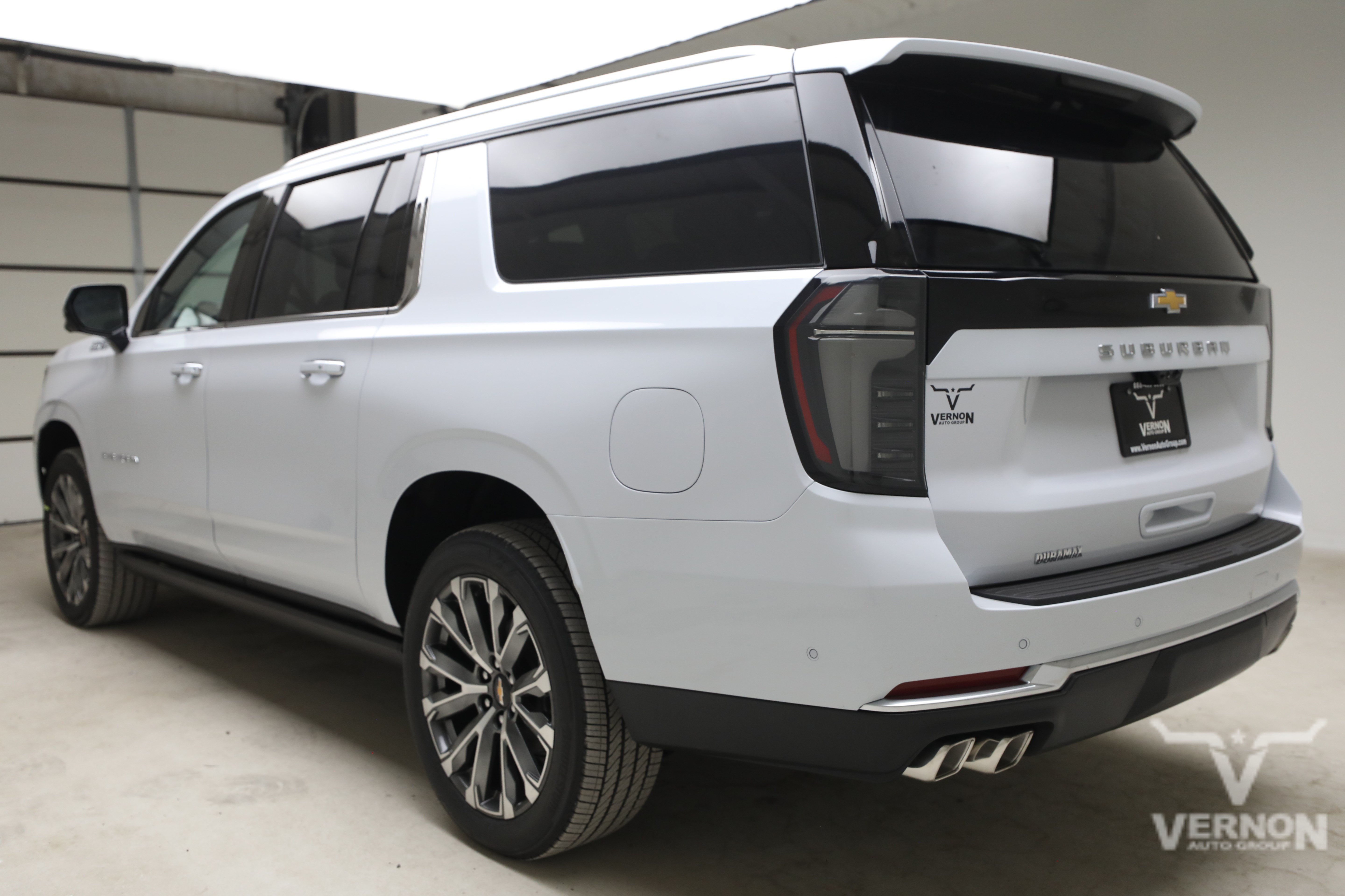 New 2026 Polar White Tricoat Chevrolet N image 3