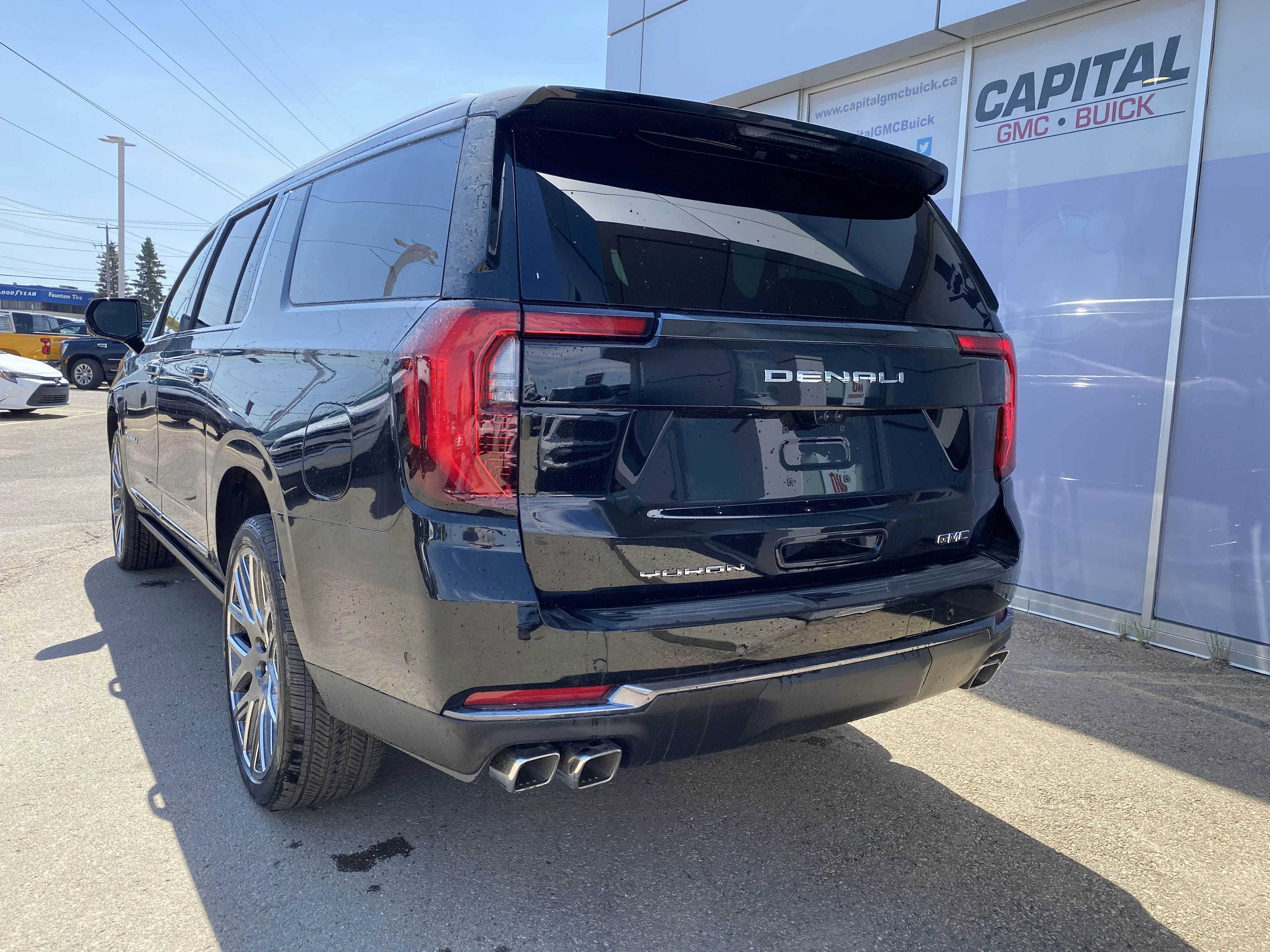 New 2026 ONYX BLACK GMC Denali Ultimate image 4