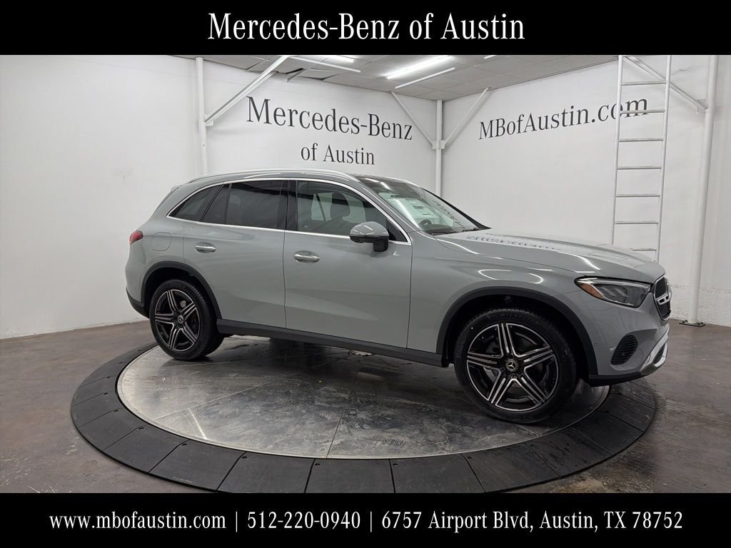 Used 2026 White Mercedes-Benz GLC 300 image 1