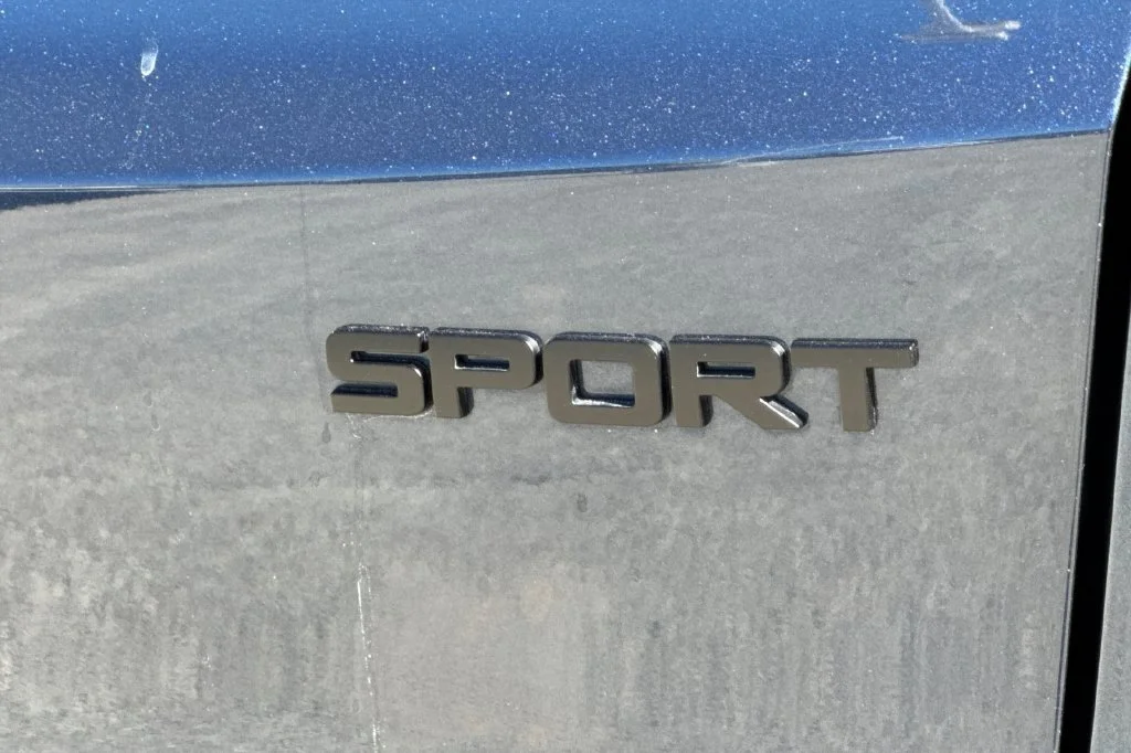 Used 2025  Honda Sport image 33