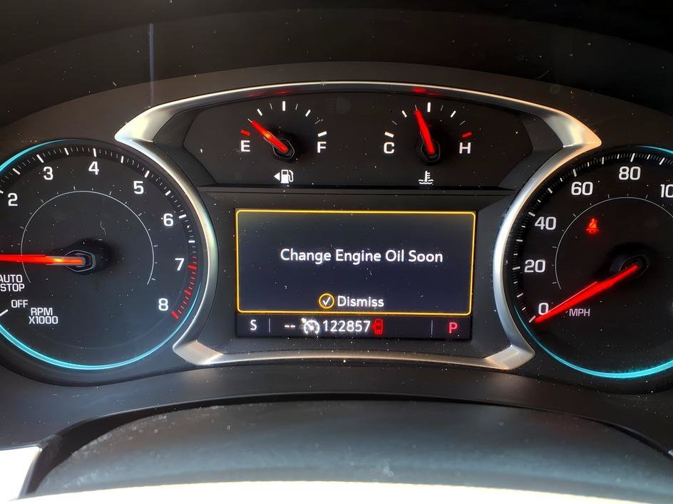 Used 2020 Satin Steel Metallic Chevrolet LT Cloth image 26