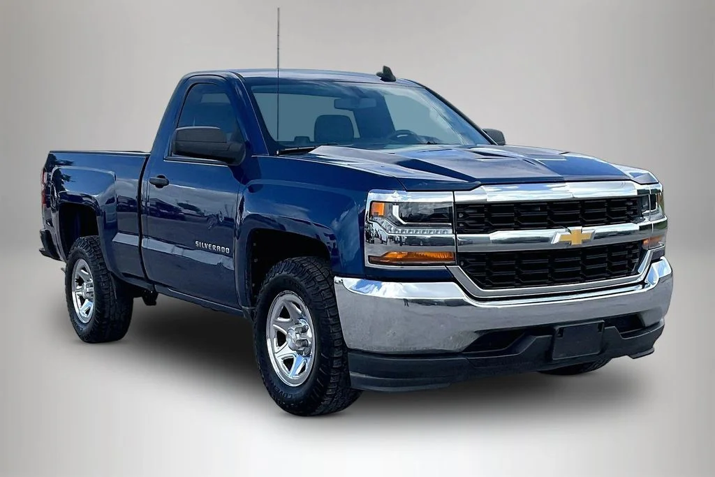 Used 2016 Blue Chevrolet LS image 1