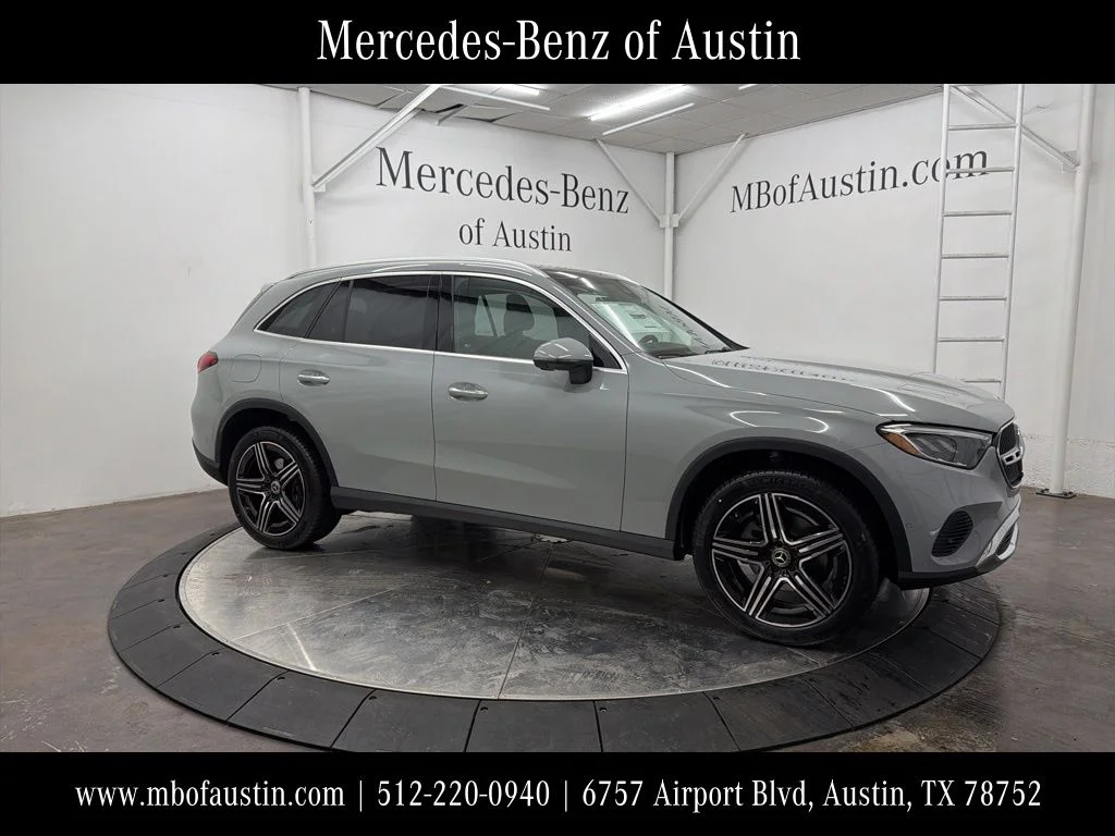 Used 2026 White Mercedes-Benz GLC 300 image 1