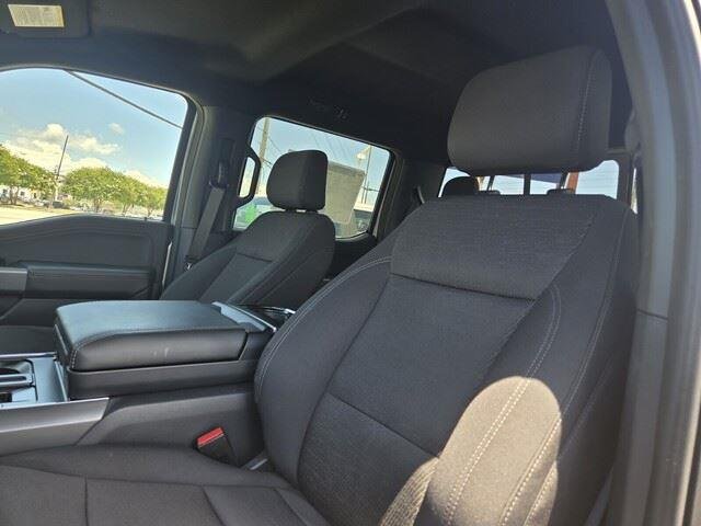 New 2026 Iconic Silver Metallic Ford XLT image 13
