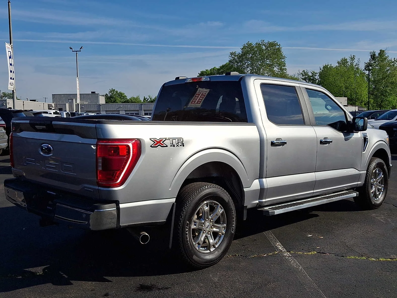 Used 2023 Iconic Silver Metallic Ford XLT image 6