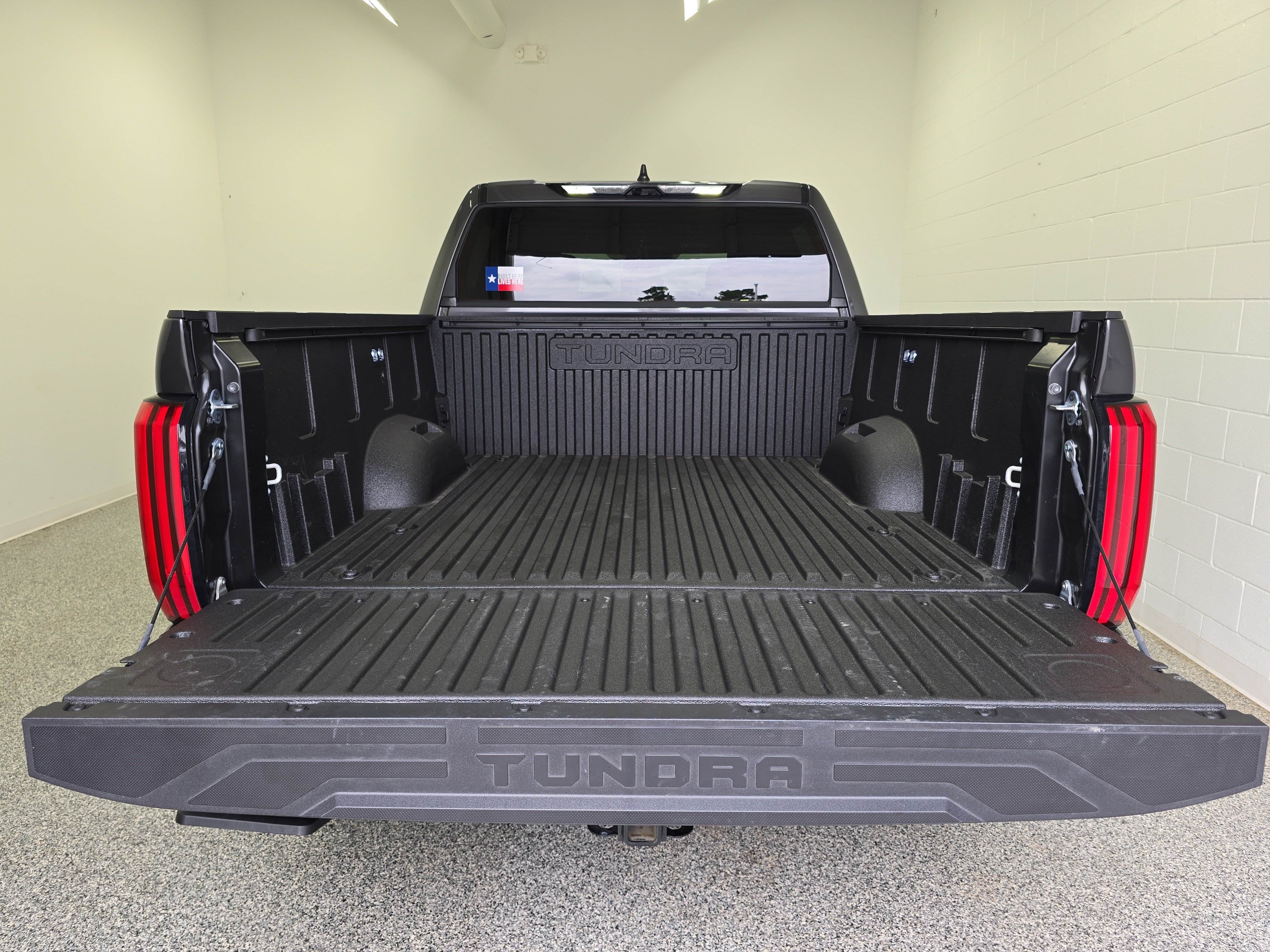 Used 2026 Magnetic Gray Metallic Toyota SR5 image 9