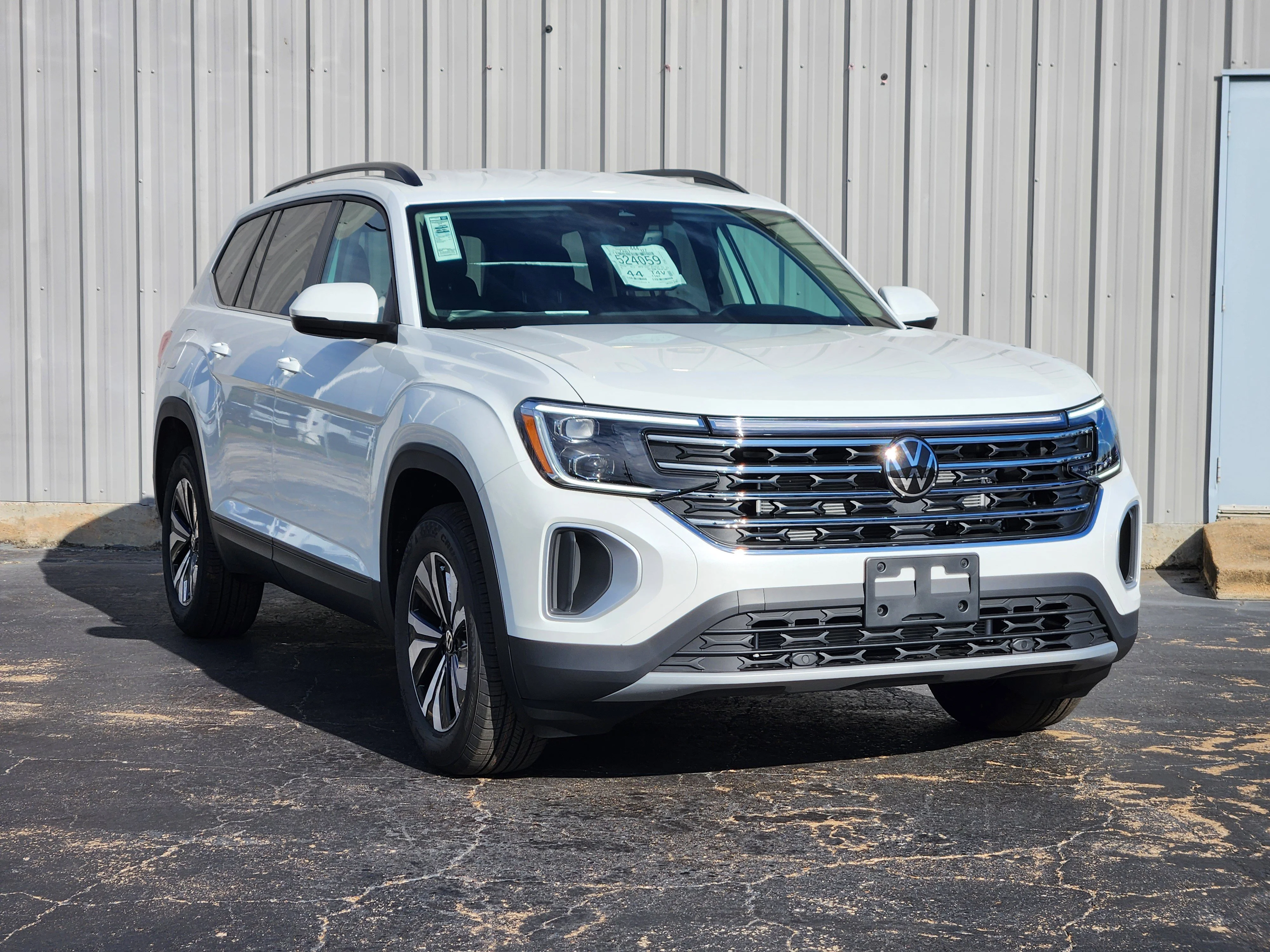 New 2026 White Volkswagen 2.0T SE image 2