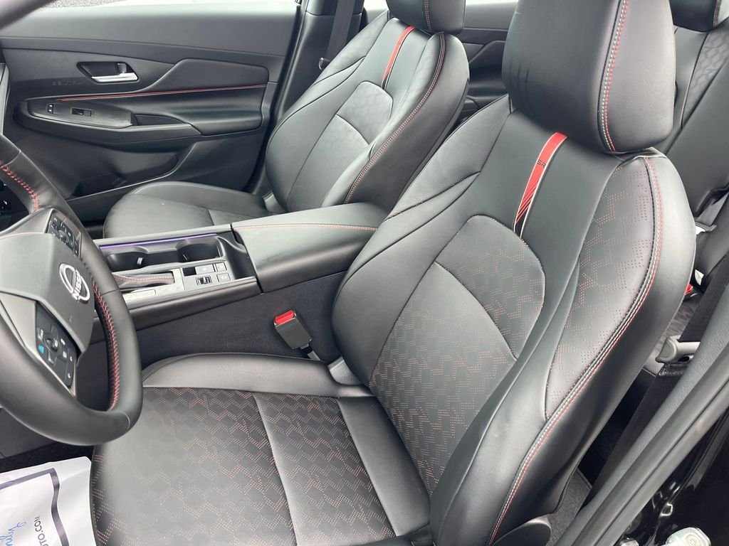 Certified Used 2026 Black Nissan SR image 13