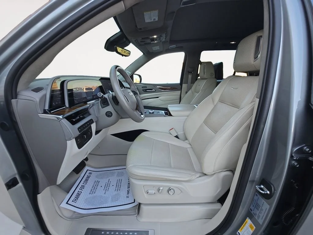 Used 2024 Argent Silver Metallic Cadillac Premium Luxury Platinum image 9