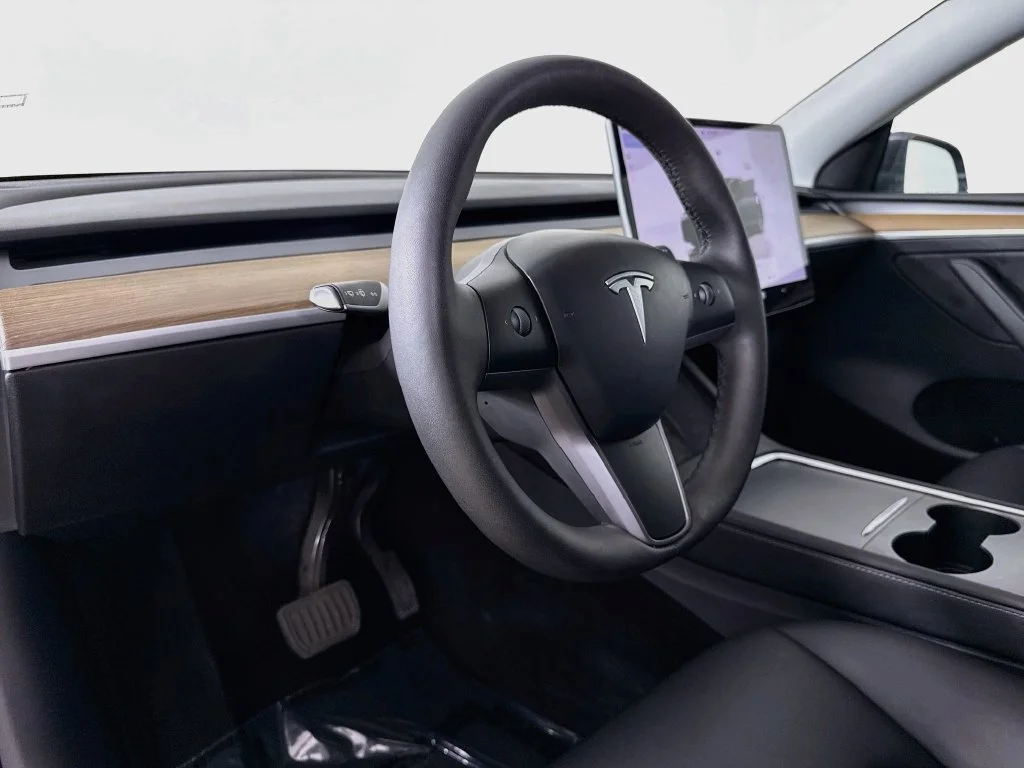 Used 2023 Gray Tesla Standard Range image 9