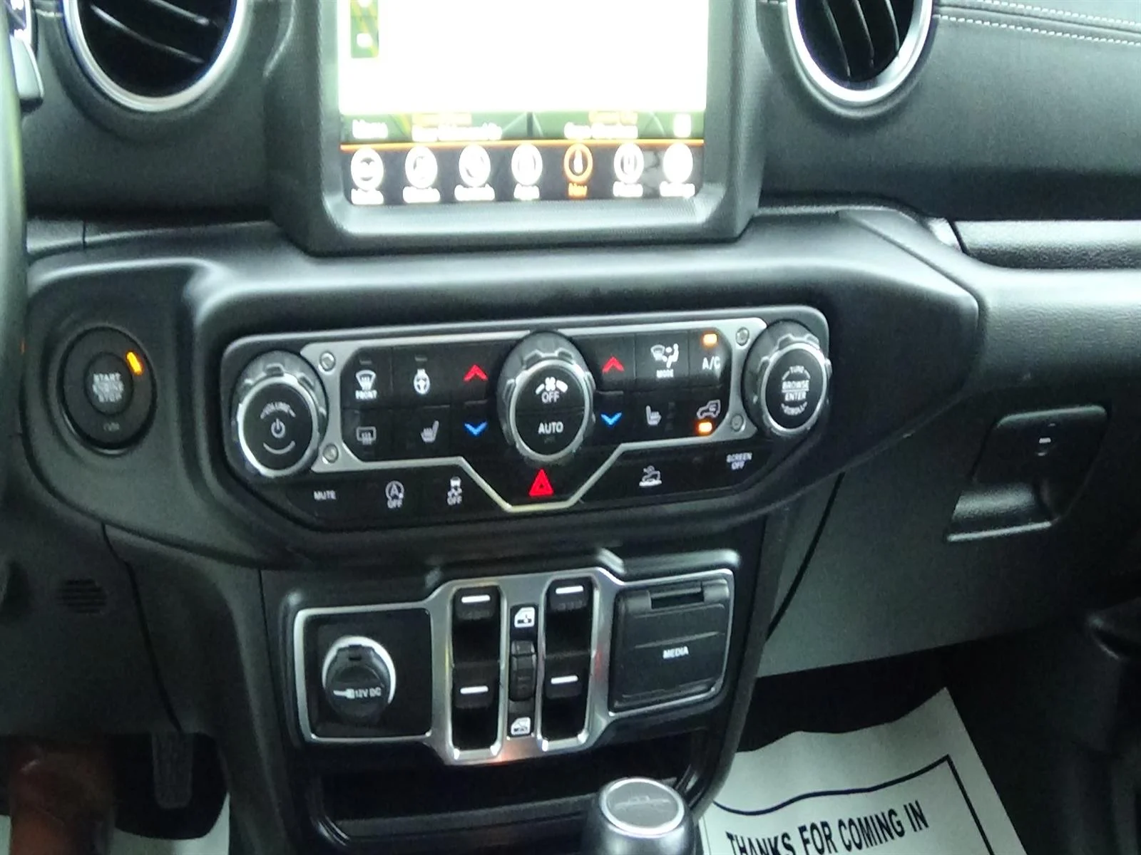 Used 2022 Black Clear Coat (px8) Jeep Overland image 26