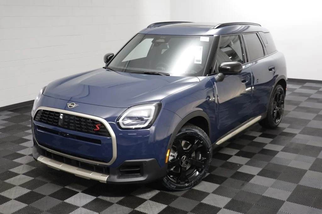 New 2027 Indigo Sunset Blue Metallic MINI  image 2