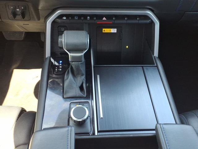 Used 2023 Black Toyota Platinum image 18