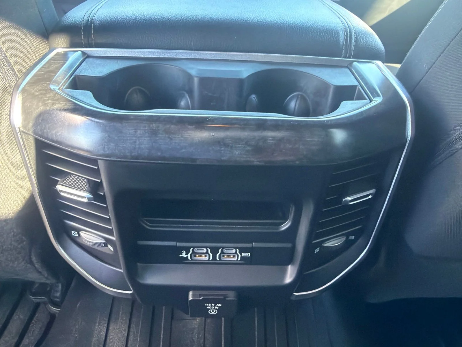 Used 2019 White Ram Big Horn image 27