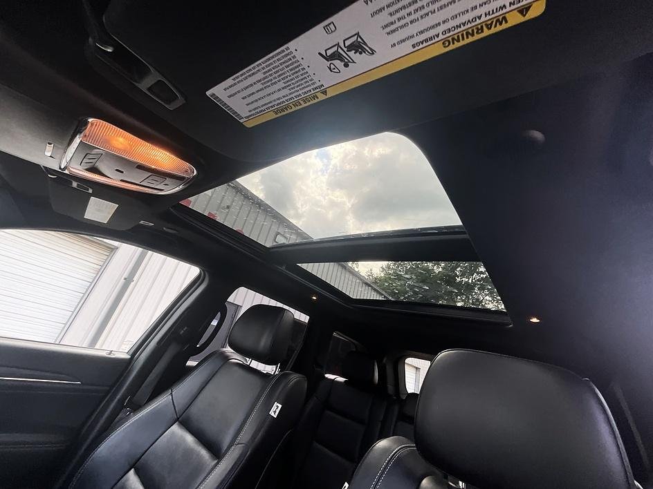 Used 2021 Black Jeep Limited image 29