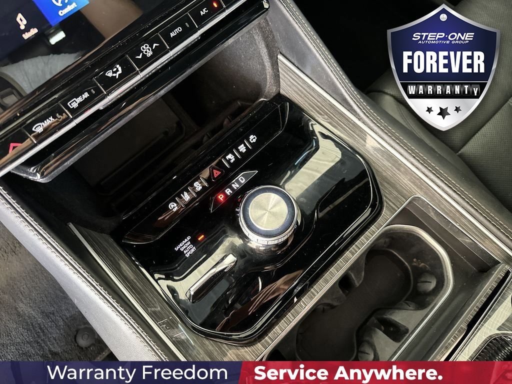 Used 2022 White Jeep Series II image 30