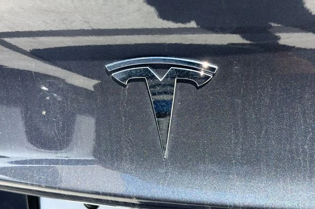 Used 2023 Gray Tesla Base image 10
