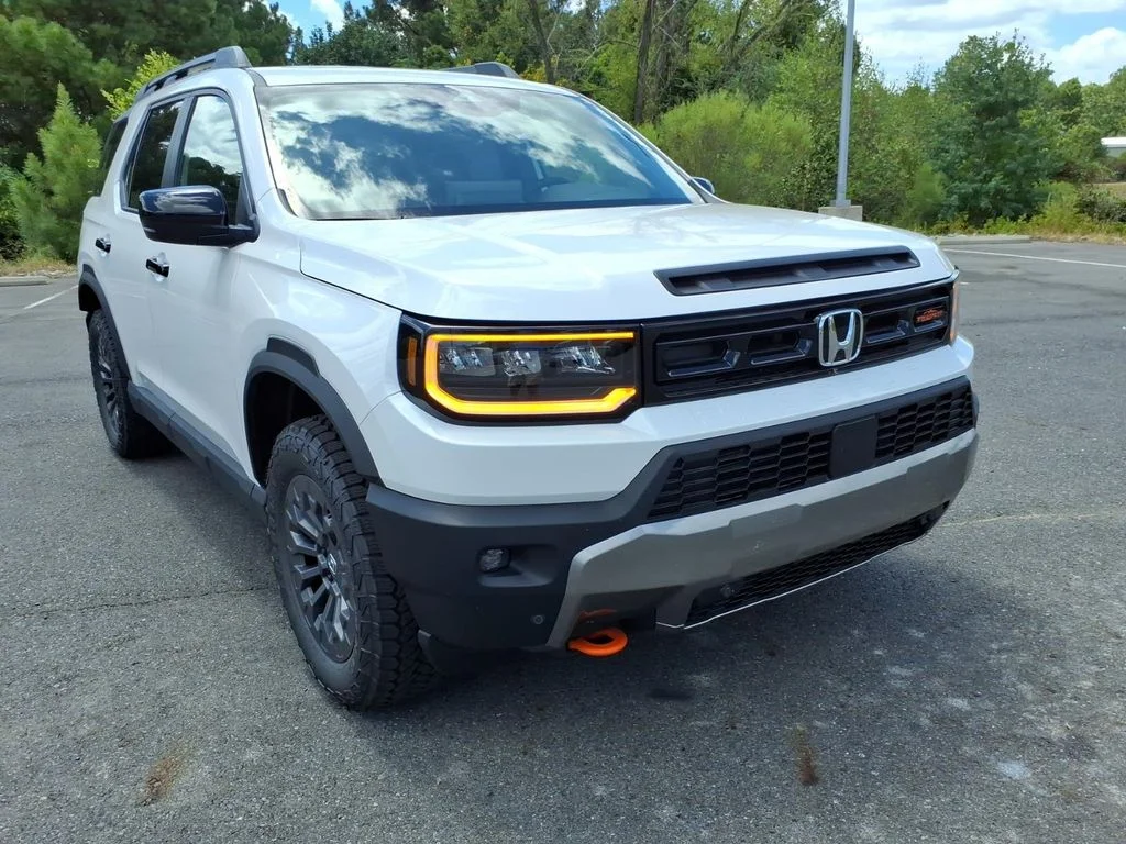 New 2026 Platinum White Pearl Honda TrailSport image 1