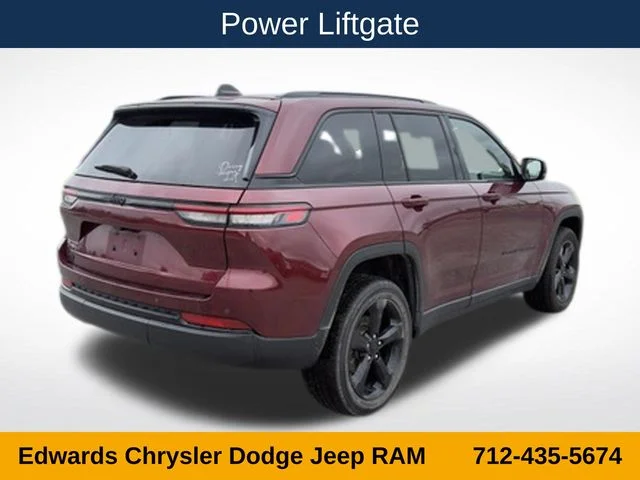 Certified Used 2023 Red Jeep Altitude X image 8