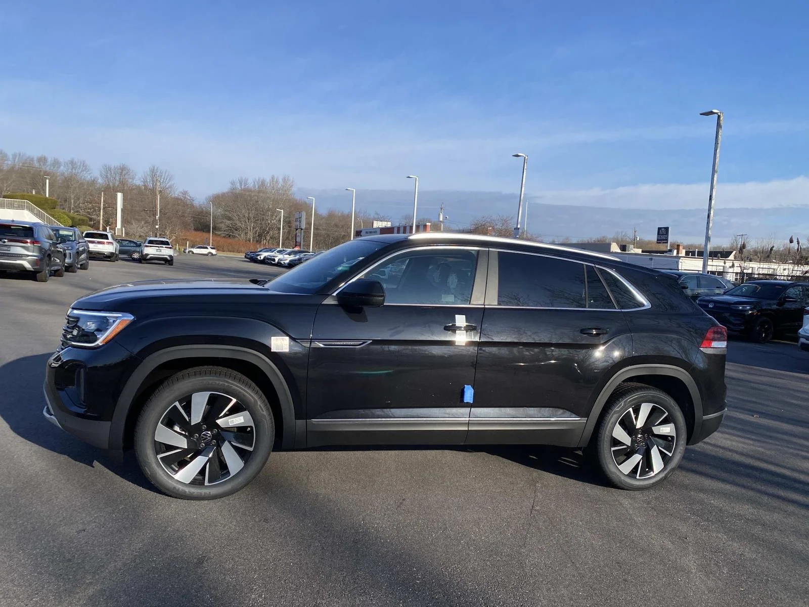 2026 Volkswagen Atlas Cross Sport SEL - Photo 2