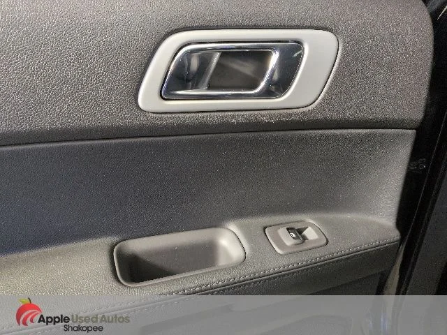 Used 2014 Black Ford XLT image 30