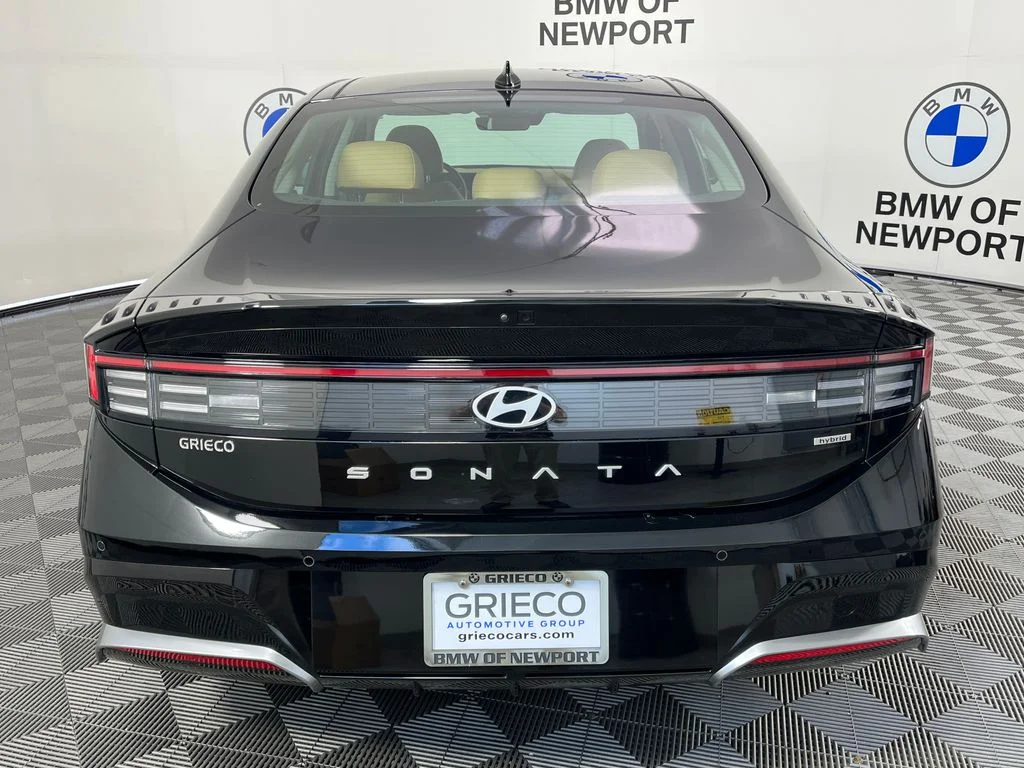 Used 2026 Black Hyundai Limited image 12