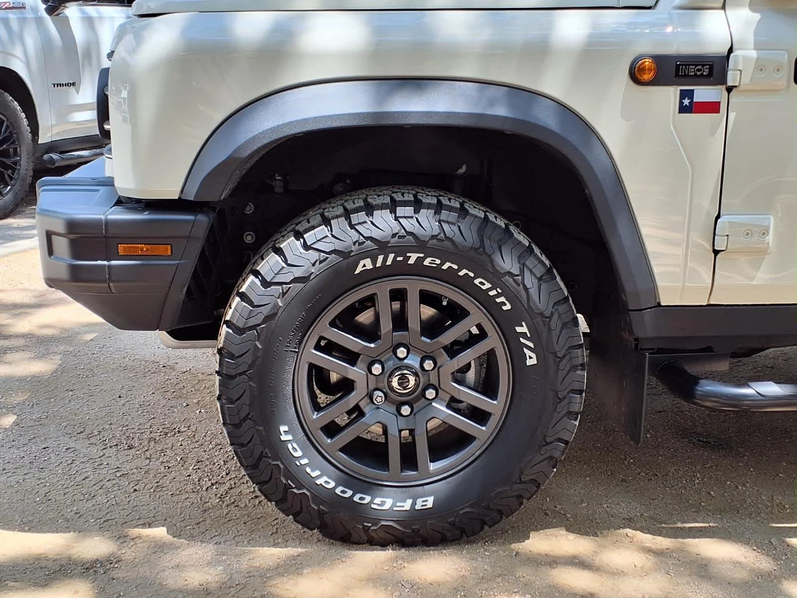 New 2026 SCOTTISH WHITE INEOS Fieldmaster Edition image 8