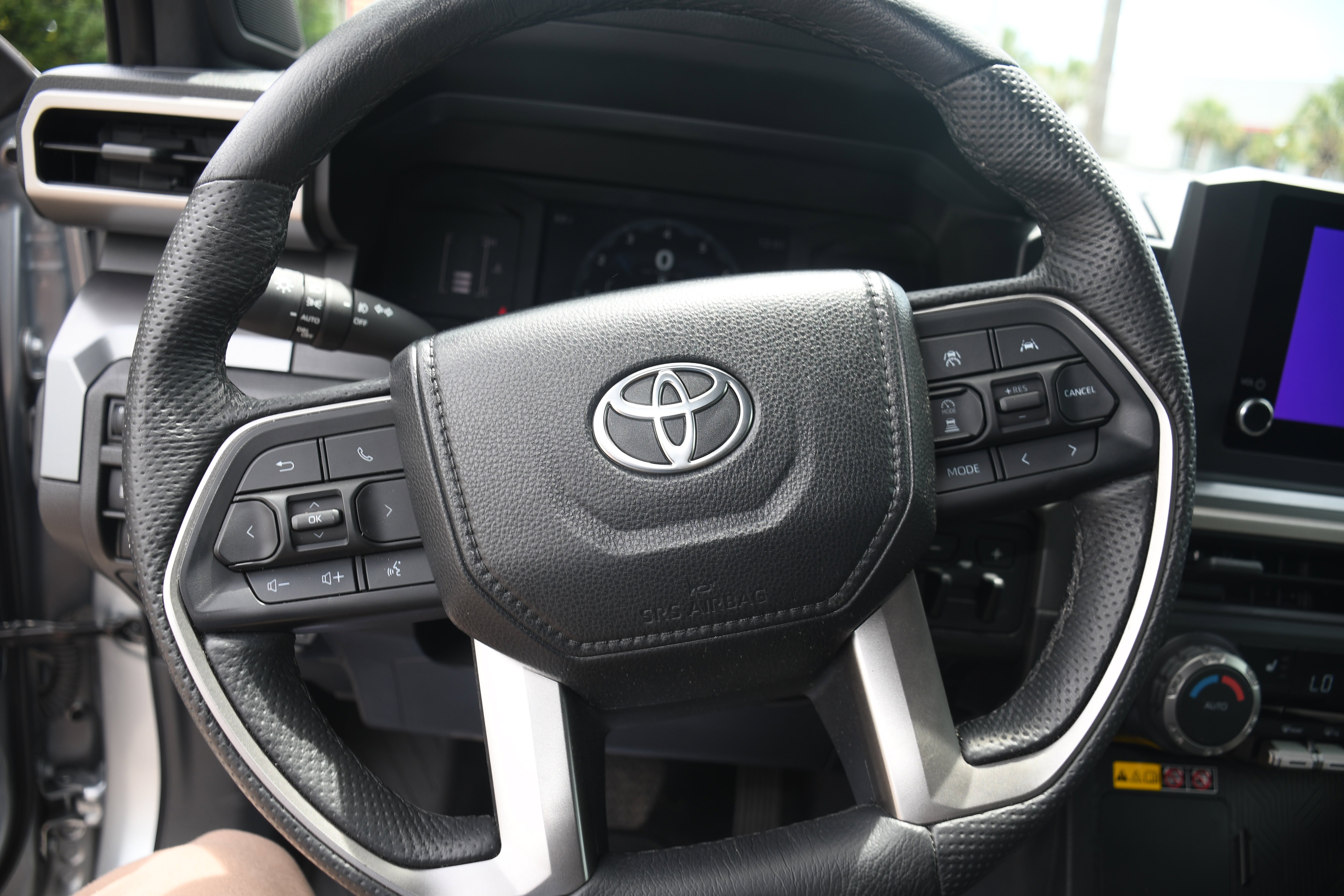 Used 2024 Silver Toyota SR5 image 12