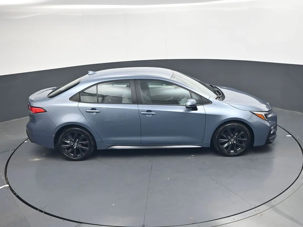 Used 2023  Toyota SE image 24