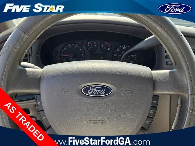 Used 2005 Green Ford SE image 21