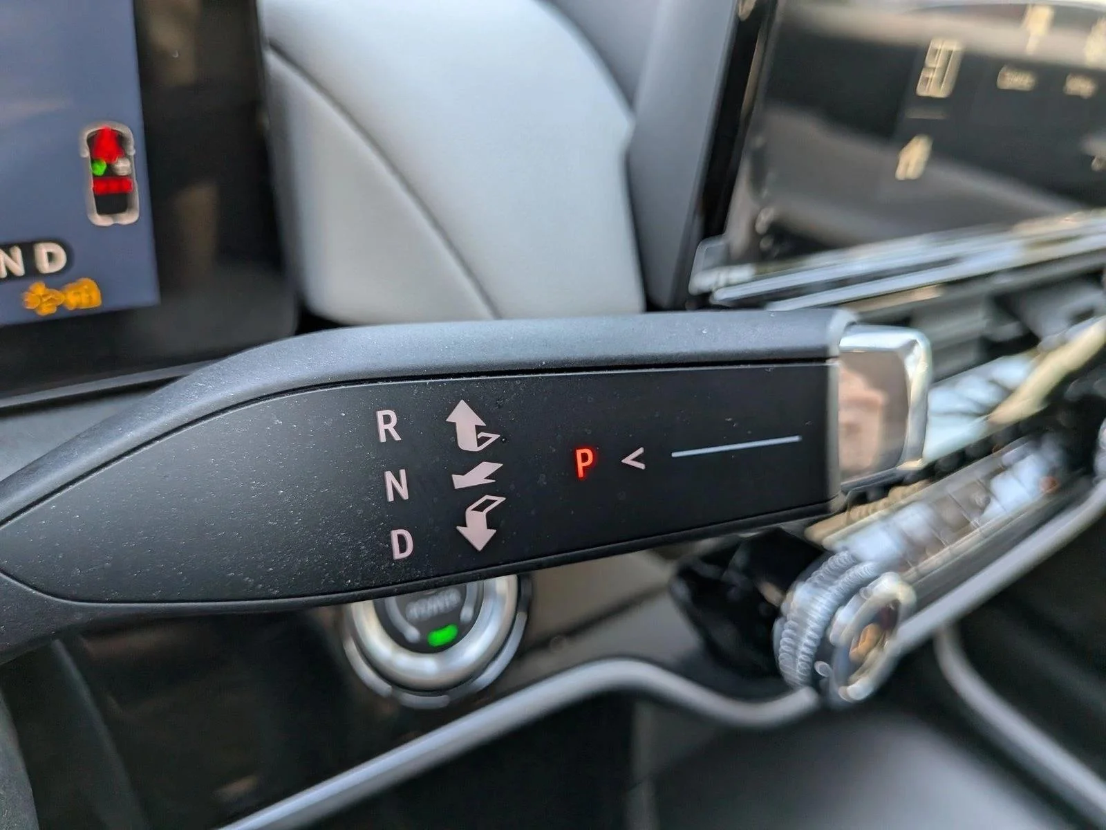 Used 2025 Snowfall Pearl Honda Touring image 15